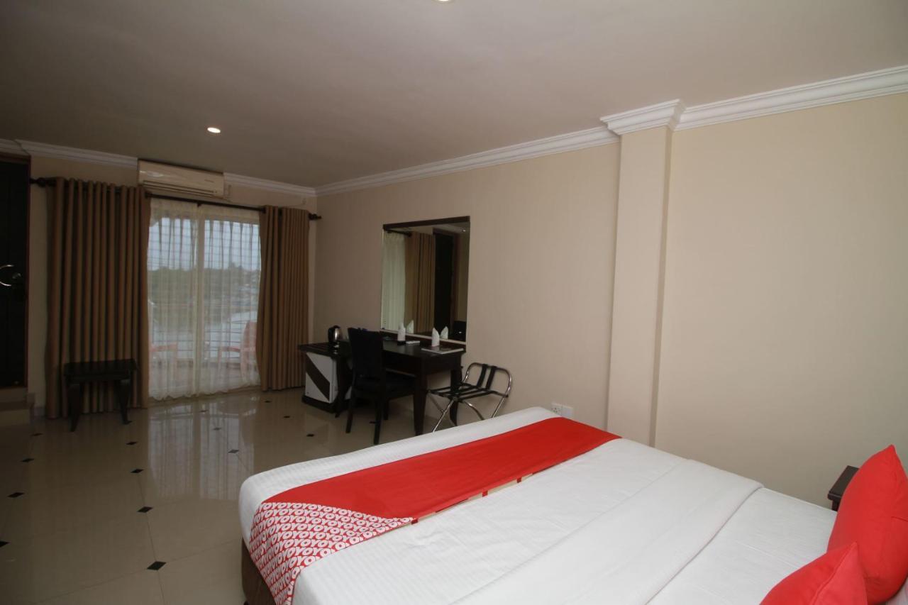 Oyo 317 Choy'S Waterfront Residence Negombo Exterior photo